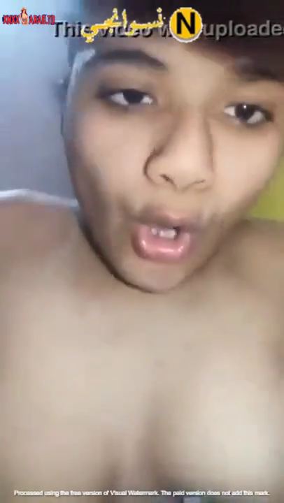 سكس عربي - شعر بني قصير وشفاه متفتحة تستقبل الرغبة بلهفة فائقة